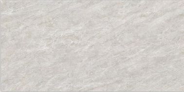 1500x750mm হোটেল ইঞ্জিনিয়ারিং বিল্ডিং উপকরণ ইন্ডোর পালিশ গ্লাসেড চীনামাটির বাসন মেঝে টাইলস টেকসই ধূসর টাইলস